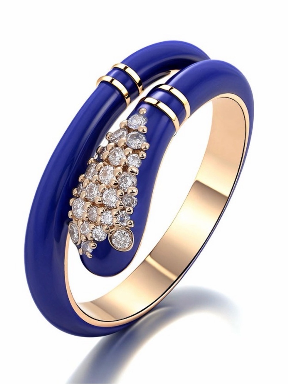 💍 18k Gold
💎 1/3 Rare Natural Diamonds
🔵 Blue Enamel
👑 Women's Jewelry